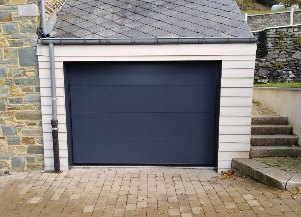 ABF Fermetures Baikirch Noville porte garage sectionnelle bleue