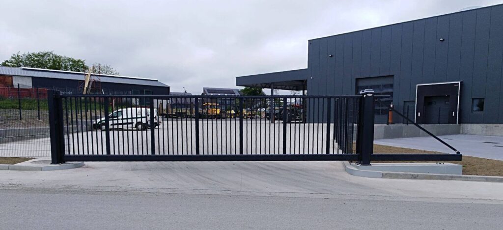 ABF Fermetures Baikrich portail industriel